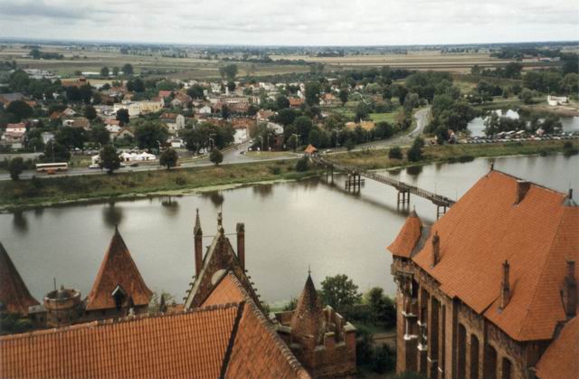 Malbork - Widok z wiey na Nogat